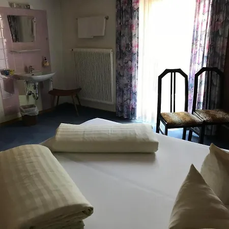 Aparthotel Haus Walter Mall By Skinetworks Sankt Anton am Arlberg